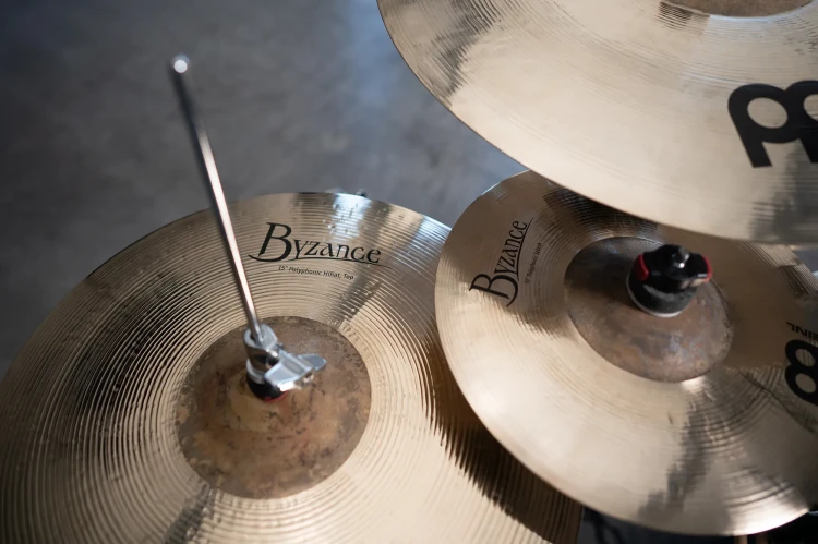 MEINL Cymbals Byzance Brilliant Polyphonic Hihat - 15 14_11zon.webp
