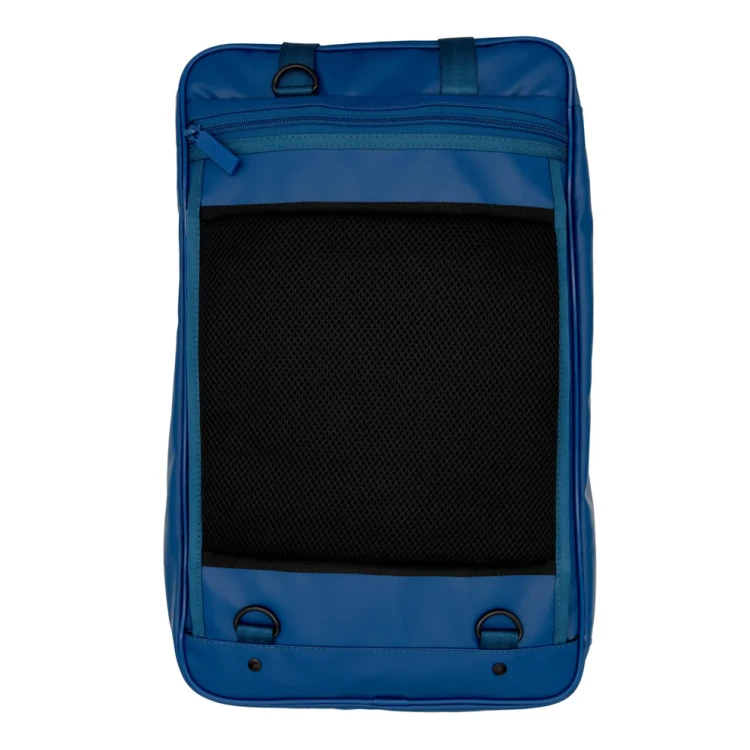 ZXSB00503_AZ_Rear-Straps-Entering-Pocket_c08bef60-2234-4535-bf79-598c6a905cf9.webp