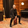 meinl-aetlrf-artisan-tango-red-fade-cajon